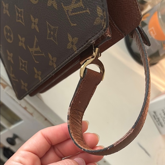 Louis Vuitton Brown Monogram Courcelles - Picture 16 of 17